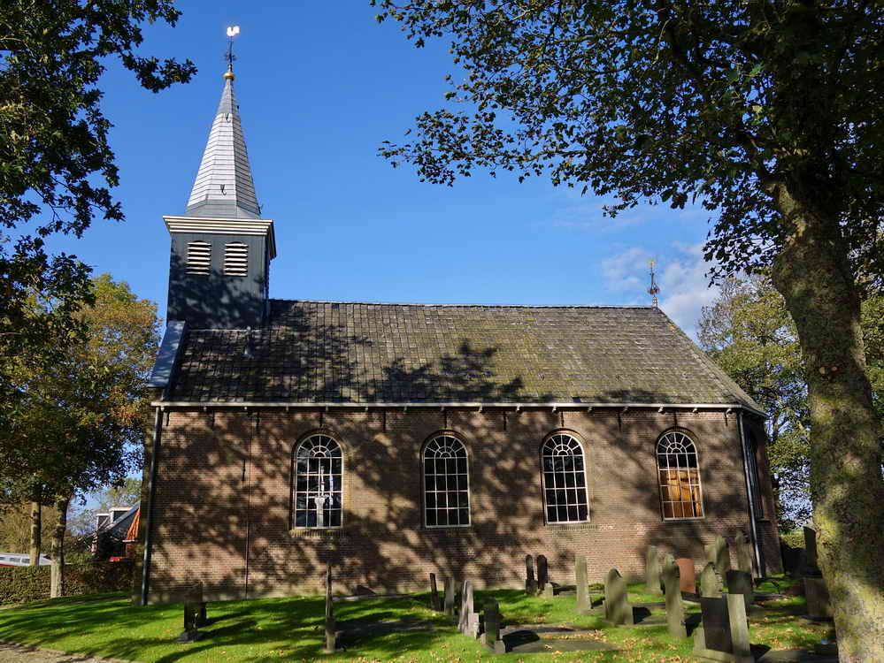 Idsegahuizum, kerk van Stichting Sk&uacute;ster Tsjerke, 15-10-2021