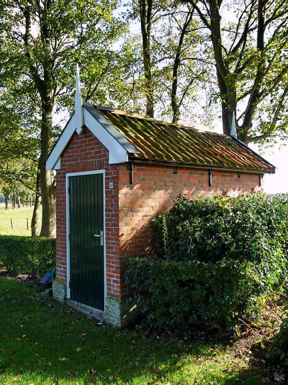 Mirns, baarhuisje op Algemene Begraafplaats, 15-10-2021