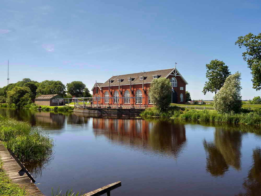 Electra, gemaal 'De Waterwolf', aan het Reitdiep, 24-7-2024