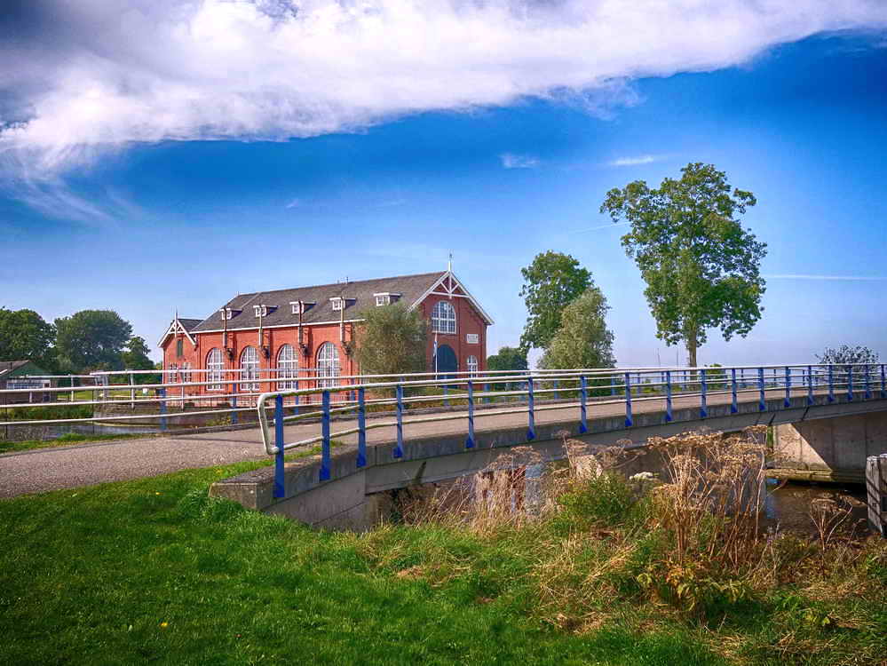 Electra, gemaal 'De Waterwolf', aan het Reitdiep, 22-9-2024